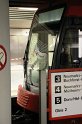 Person zwischen Bahn gefallen Koeln Friesenplatz P07